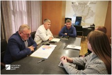 Проведено нараду з представниками генерального підрядника ТОВ «РДС» щодо належного виконання умов договору з експлуатаційного утримання автомобільних доріг